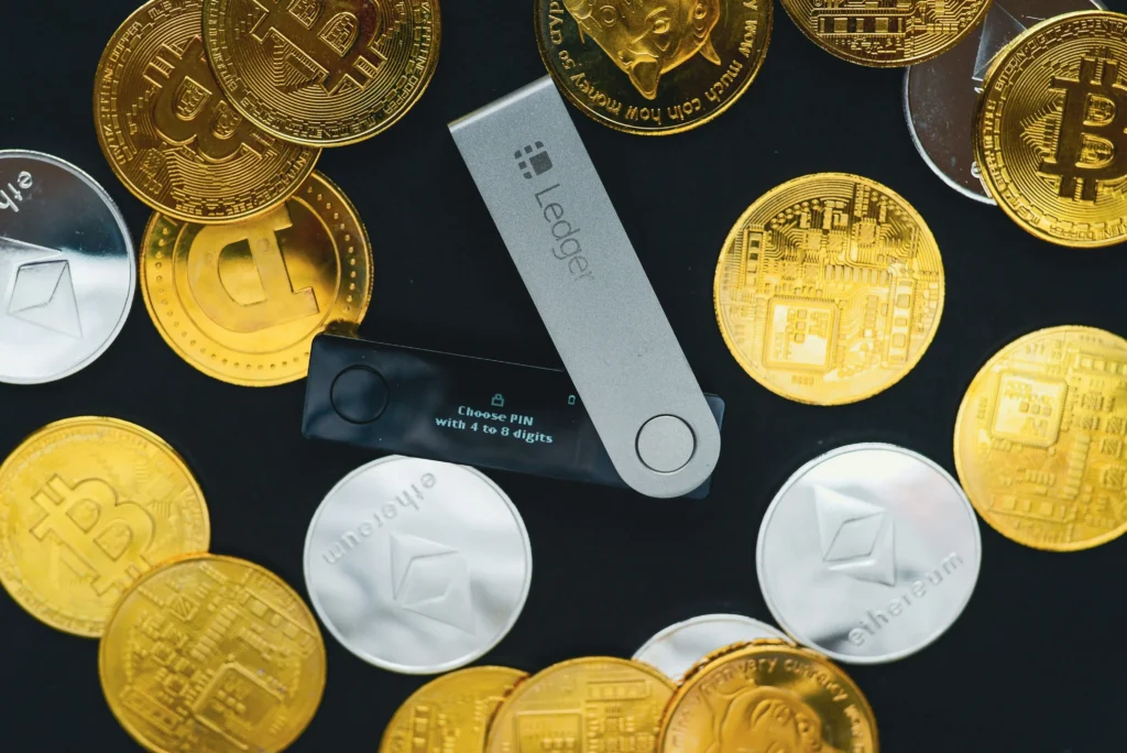 Select Best Crypto Wallets for 2025: Safe & Easy Options
Best Crypto Wallets for 2025: Safe & Easy Options